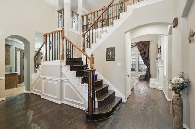 9216 Hailey Court, North Richland Hills, TX 76182