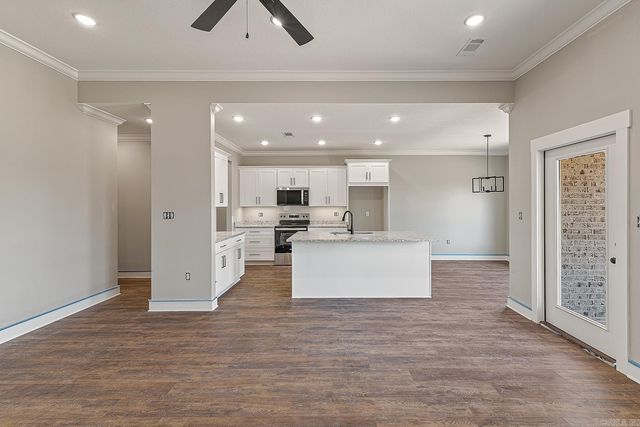 101 Rivercrest Drive, Brookland, AR 72417