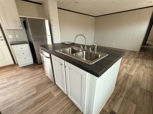 43249 E Garretts Lake Road, Shawnee, OK 74804