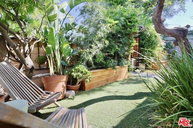 510 Venice Way, Los Angeles, CA 90291
