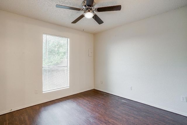 10265 Aurora Drive, Fort Worth, TX 76108