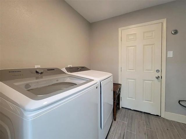 9306 Bankside Drive, Houston, TX 77031