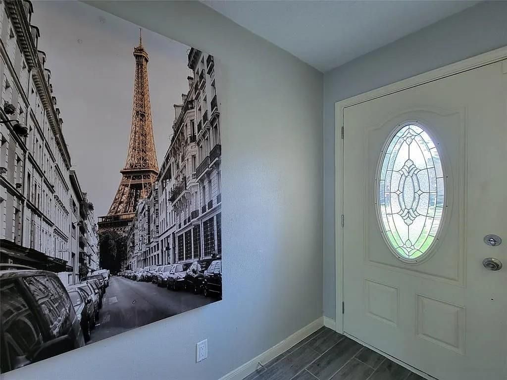 9306 Bankside Drive, Houston, TX 77031