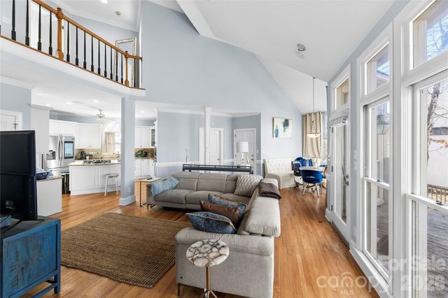 16300 Autumn Creek Court, Charlotte, NC 28278