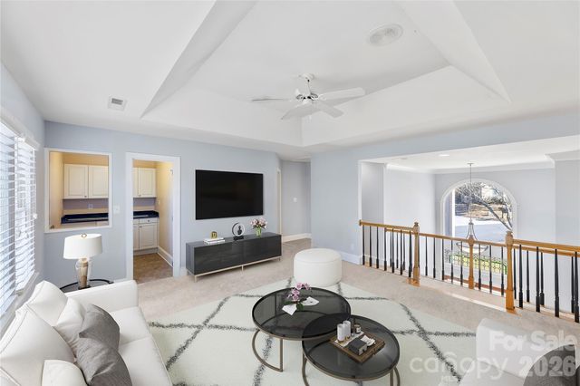 16300 Autumn Creek Court, Charlotte, NC 28278