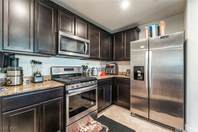 4636 Dover Straight Street, Las Vegas, NV 89115