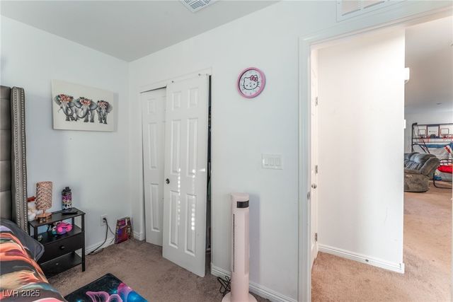 4636 Dover Straight Street, Las Vegas, NV 89115