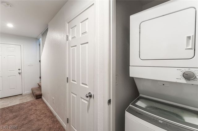 4636 Dover Straight Street, Las Vegas, NV 89115