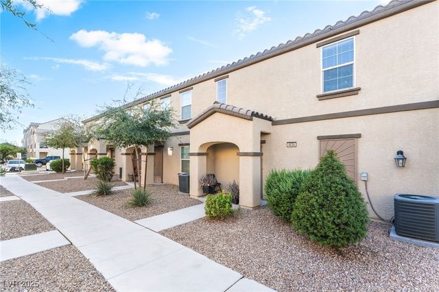 4636 Dover Straight Street, Las Vegas, NV 89115