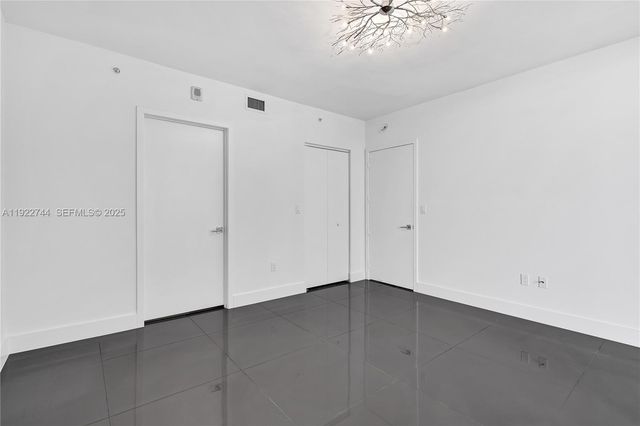 488 NE 18th St 2311, Miami, FL 33132