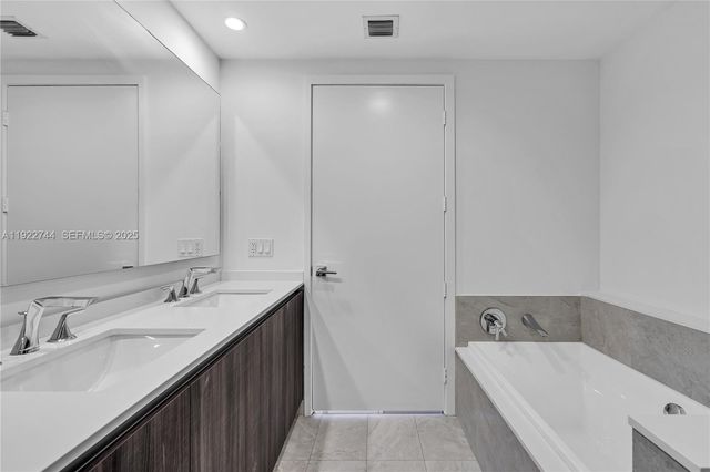 488 NE 18th St 2311, Miami, FL 33132