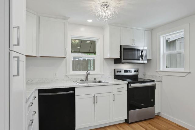 1834 Maria Ct, Modesto, CA 95354
