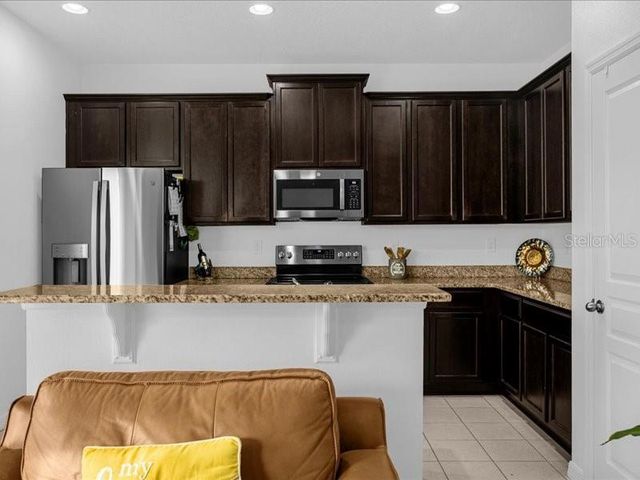 1020 UMBRIA LANE, St Cloud, FL 34771