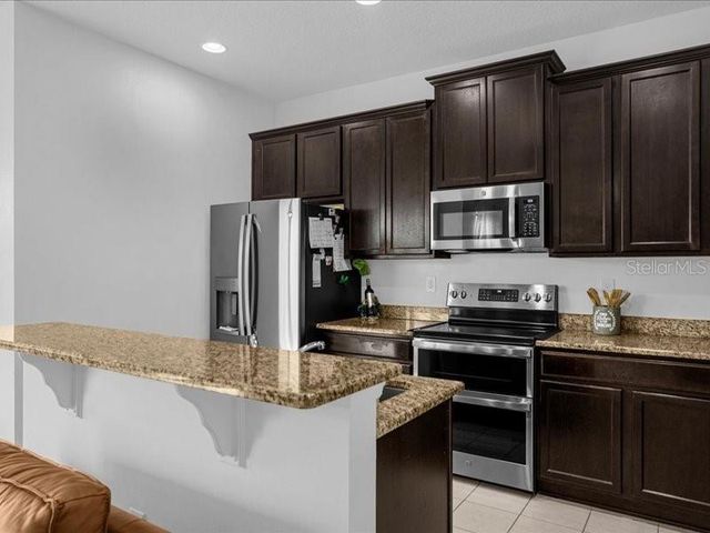 1020 UMBRIA LANE, St Cloud, FL 34771