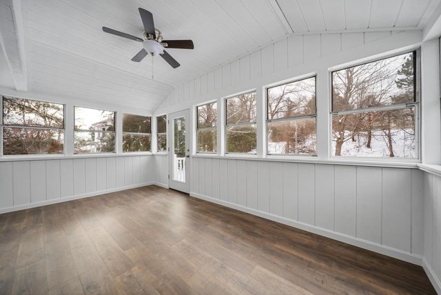 60 North High Street, Derry, NH 03038