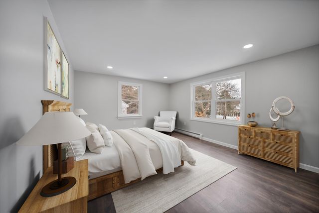 60 North High Street, Derry, NH 03038