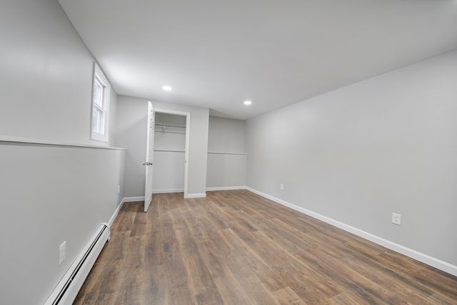 60 North High Street, Derry, NH 03038