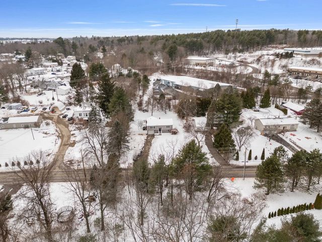 60 North High Street, Derry, NH 03038