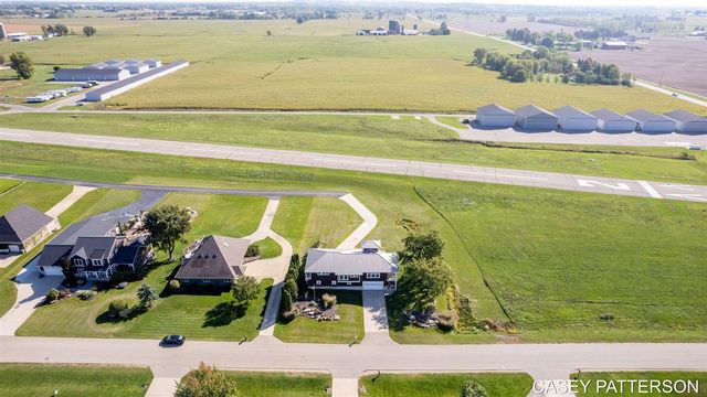 2520 Air Park Drive, Zeeland, MI 49464