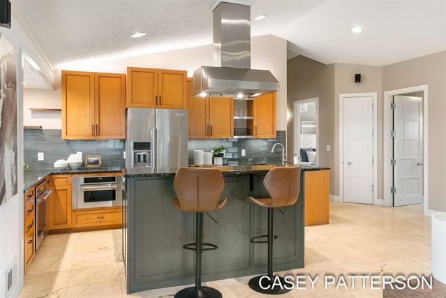 2520 Air Park Drive, Zeeland, MI 49464