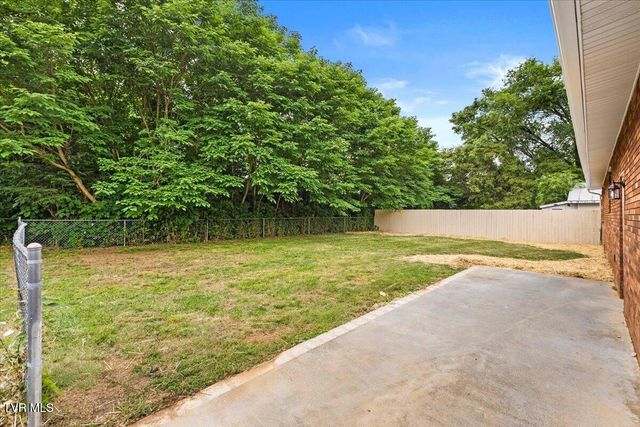 613 Holly Lane, Elizabethton, TN 37643
