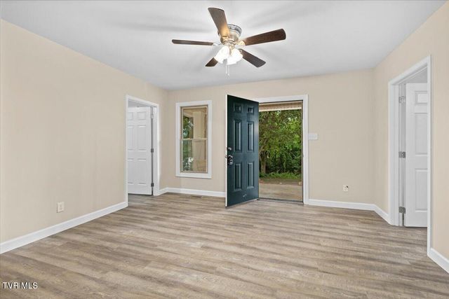 613 Holly Lane, Elizabethton, TN 37643