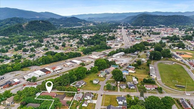 613 Holly Lane, Elizabethton, TN 37643