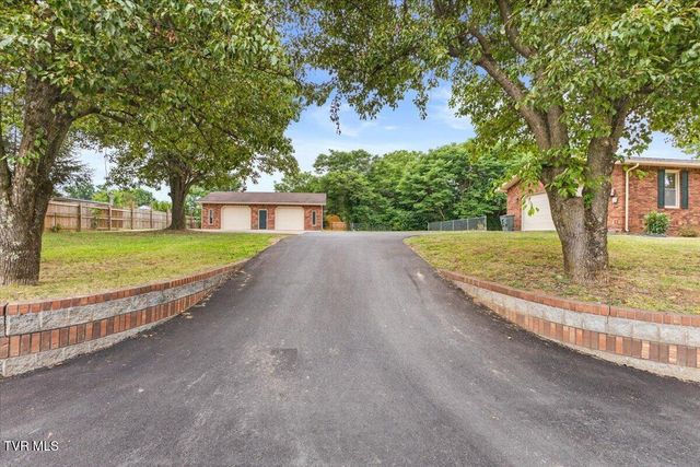 613 Holly Lane, Elizabethton, TN 37643