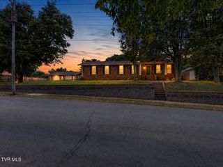 613 Holly Lane, Elizabethton, TN 37643