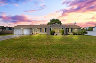16 Kingsford Avenue, East Providence, RI 02915