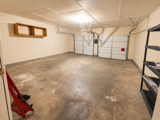 5016 Sabelle Lane, Haltom City, TX 76117