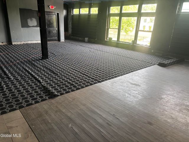 91 N Main Street, Gloversville, NY 12078