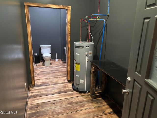 91 N Main Street, Gloversville, NY 12078