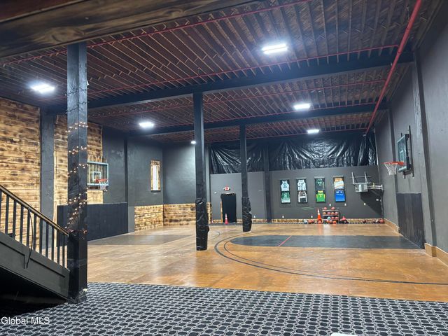 91 N Main Street, Gloversville, NY 12078