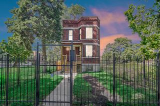 6726 S EMERALD Avenue, Chicago, IL 60621