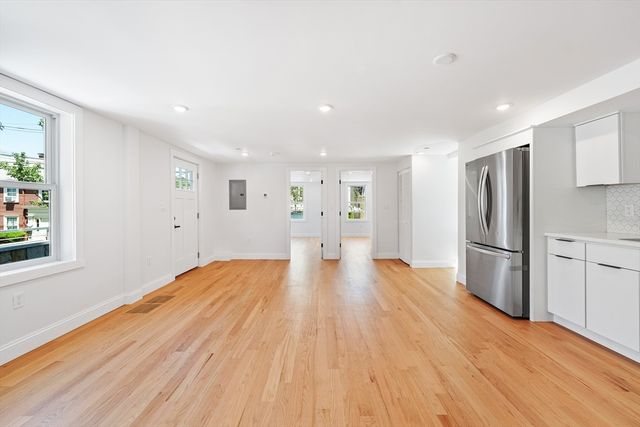 290 Washington A, Marblehead, MA 01945