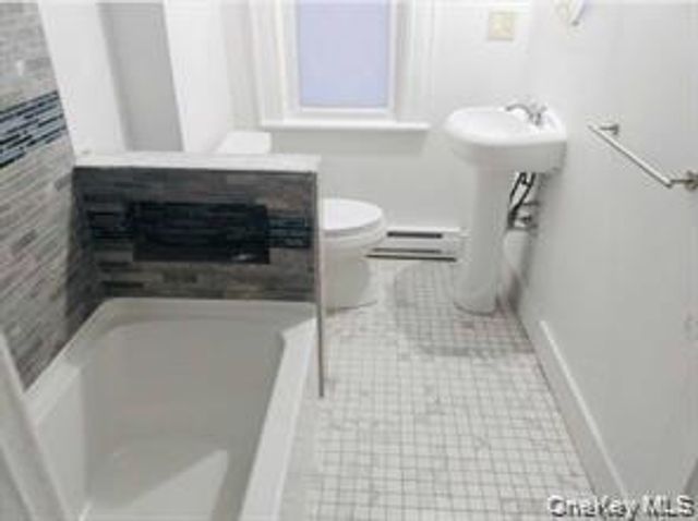 37 ROOSEVELT Avenue 1, Poughkeepsie, NY 12601