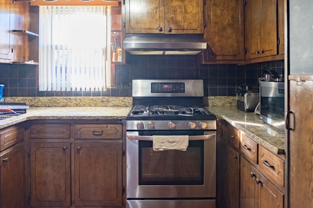 3828 S 56th Court, Cicero, IL 60804