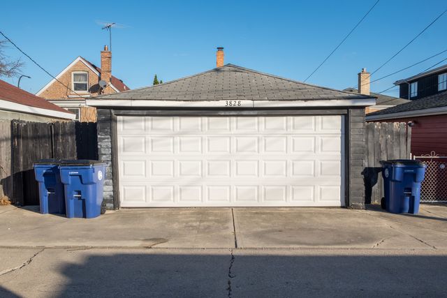 3828 S 56th Court, Cicero, IL 60804