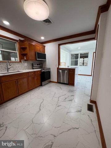 523 QUEENSTOWN RD, Severn, MD 21144