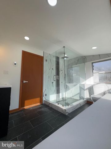 523 QUEENSTOWN RD, Severn, MD 21144