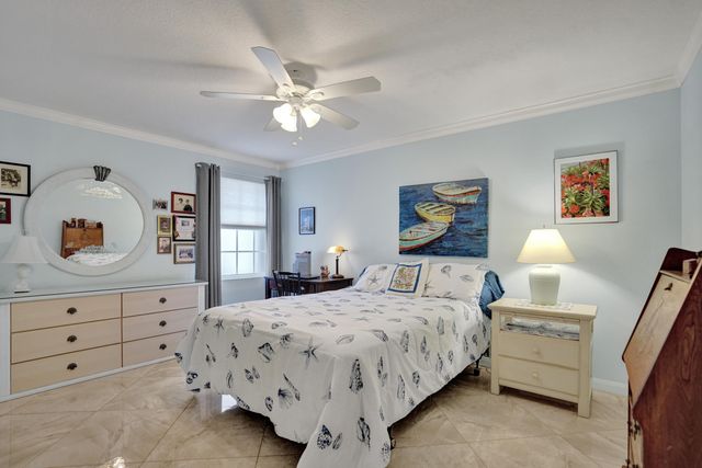 7156 Grassy Bay Drive, West Palm Beach, FL 33411