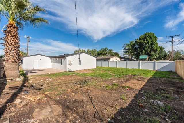 5672 28th Street, Jurupa Valley, CA 92509