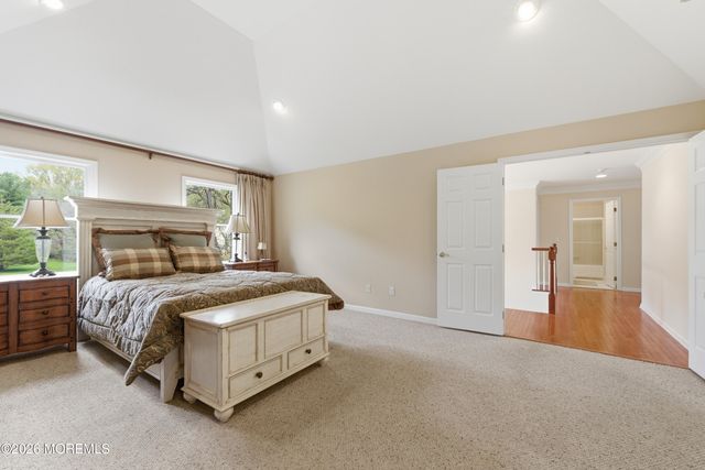 5 Maple Knoll Lane, Manalapan, NJ 07726