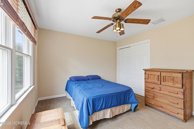 5 Maple Knoll Lane, Manalapan, NJ 07726