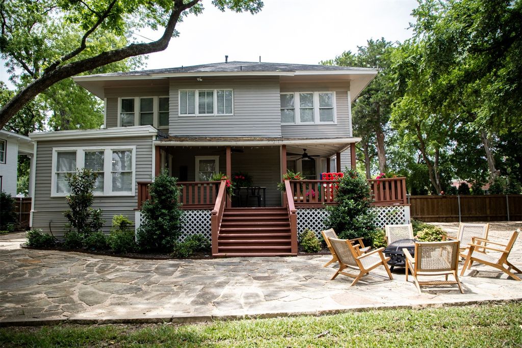 512 N College Street, Waxahachie, TX 75165 — photo 2