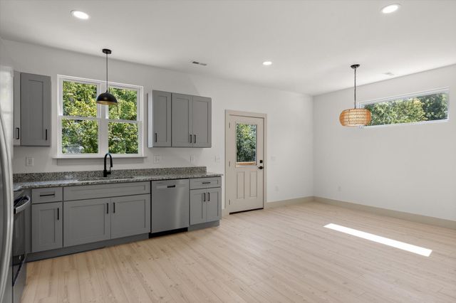 913 2nd Street, NE, Cleveland, TN 37311
