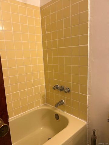 91-04 75th Street 1, Woodhaven, NY 11421