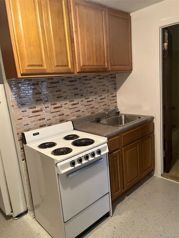 91-04 75th Street 1, Woodhaven, NY 11421