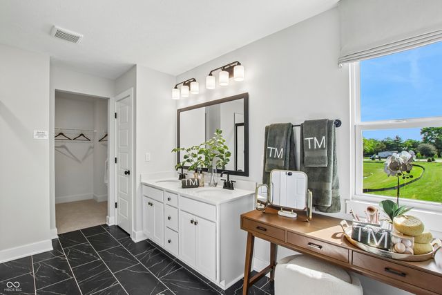 458 Chester Lane, Pittsboro, IN 46167
